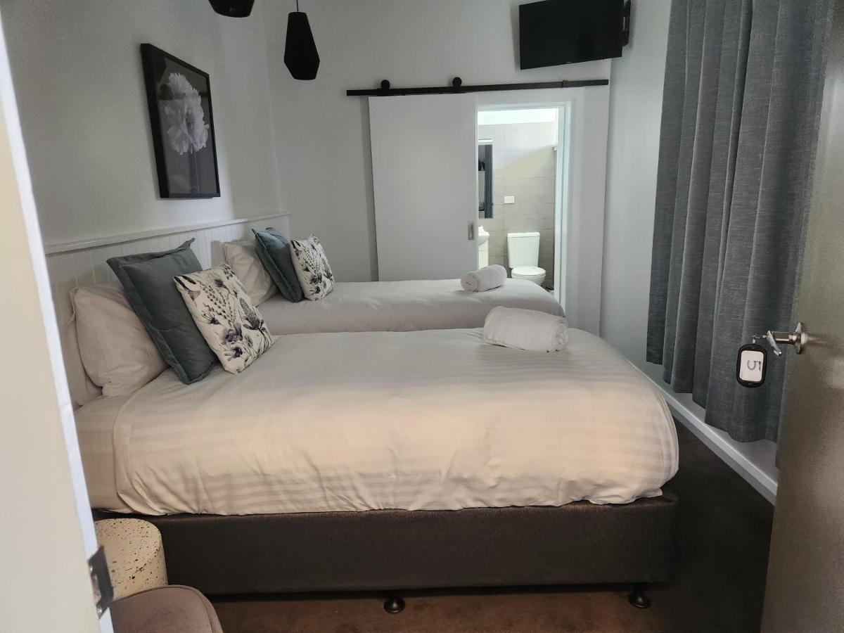 Myrtleford Hotel Kültér fotó